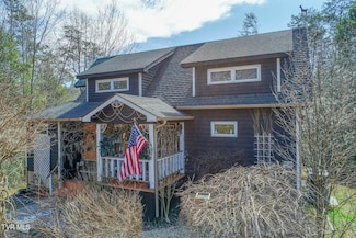 130 Vols Ln, Rogersville, TN 37857