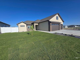 563 Full Moon Way, Hollister, ID 83301