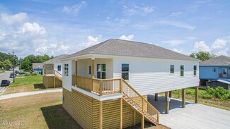 106 Wenmar Ave, Pass Christian, MS 39571