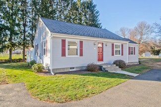 908 Parker St, Springfield, MA 01129