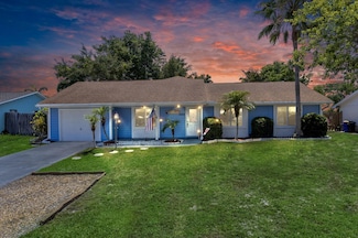 2003 NE Aloe Calle, Jensen Beach, FL 34957