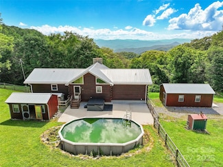 672 Windswept Ridge Rd, Canton, NC 28716