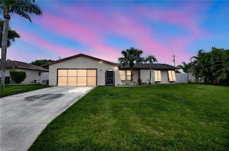908 SE 21st Terrace, Cape Coral, FL 33990