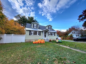 27 Marie St, Tewksbury, MA 01876