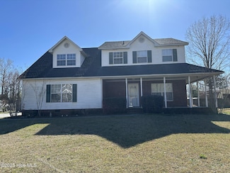 1112 Westmoreland Dr, Jacksonville, NC 28546