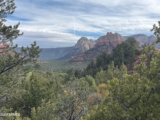 18 Sky Ridge Ct Unit 18, Sedona, AZ 86336