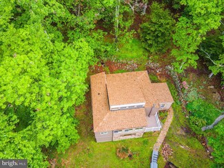 1513 Audubon Rd, Hedgesville, WV 25427