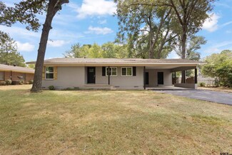 2056 Laura Ln, Longview, TX 75601