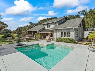 15157 NW 112th Place Rd, Morriston, FL 32668