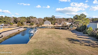 111 Cape Point, Cape Carteret, NC 28584