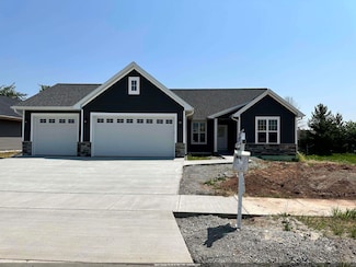 1420 Crossroads Dr, de Pere, WI 54115