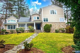 24 Knoll Rd, Tenafly, NJ 07670