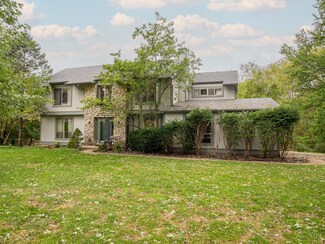 2335 Bretton Dr, Cincinnati, OH 45244