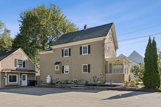 20 York St, Kennebunk, ME 04043