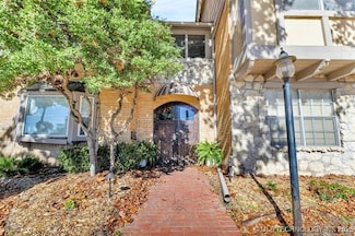 1107 E 45th Place Unit 11, Tulsa, OK 74105