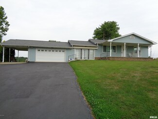 215 Three Mile Creek Rd, Rosiclare, IL 62982