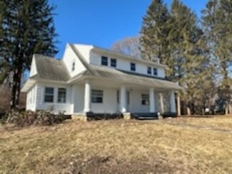 150 Lake St, Webster, MA 01570