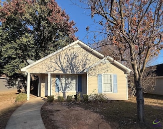 126 Kensington Cir, Warner Robins, GA 31093