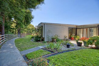 7 Oak Shadows Ln, Aptos, CA 95003