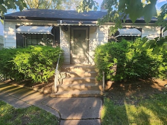 1949 Mckinley St, Gary, IN 46404