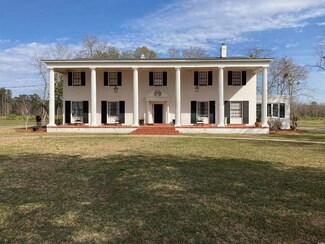 612 S Lafayette St, Hemingway, SC 29554