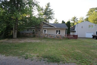 7 Collins Ave, Middleboro, MA 02346