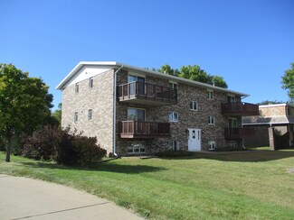 13 N Lawler St Unit 5, Emmetsburg, IA 50536