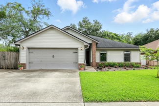 3888 Chapelgate Rd, Jacksonville, FL 32223