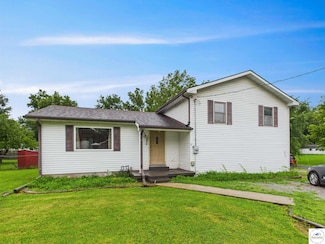 300 E Mason St, La Monte, MO 65337