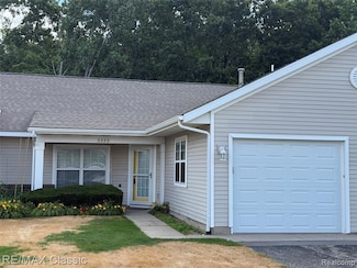 3333 Clear Vista Ct NE Unit 23, Grand Rapids, MI 49525
