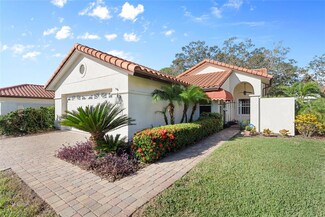 4966 Clubview Ct E, Bradenton, FL 34203