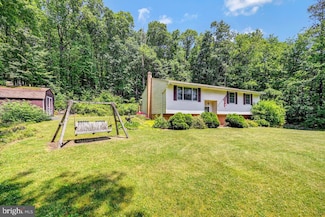 75 Merry L Dr, Drums, PA 18222