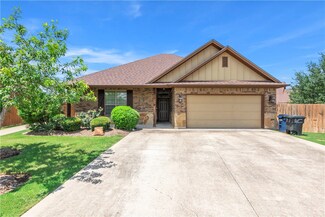3101 Papa Bear Dr, College Station, TX 77845