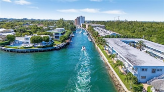 2700 NE 135th St Unit 32, North Miami, FL 33181