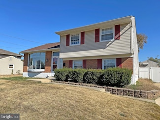 107 Tilford Rd, Somerdale, NJ 08083