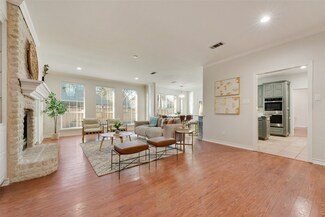 5909 Forest Ln, Fort Worth, TX 76112