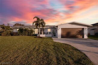 425 Grenier Dr, North Fort Myers, FL 33903