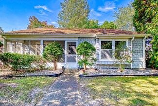873B Liverpool Cir Unit 873B, Manchester, NJ 08759