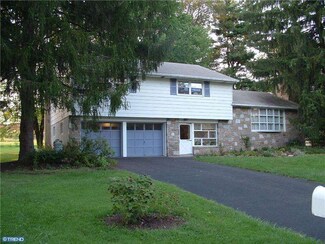 1319 Harris Rd, Dresher, PA 19025