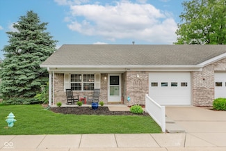 5515 Gateridge Ln, Indianapolis, IN 46237