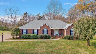 396 Woodlands Dr, Gallatin, TN 37066