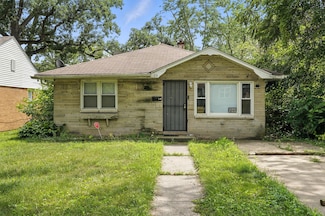 631 E 46th Ave, Gary, IN 46409