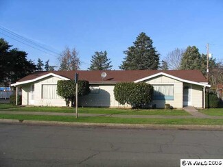 2415 Wooddale Ave NE, Salem, OR 97301