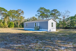 6124 W Cardinal St, Homosassa Springs, FL 34446