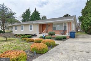 9401 Surratts Manor Dr, Clinton, MD 20735
