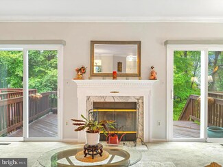9661 Horsham Dr, Laurel, MD 20723