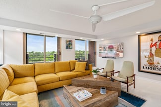 1275 25th St NW Unit 710, Washington, DC 20037