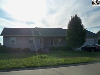 511 Lynn St, Galva, KS 67443