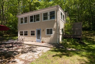 41 Pine Island Lake, Westhampton, MA 01027