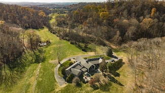 395 Allen Rd, Goodlettsville, TN 37072